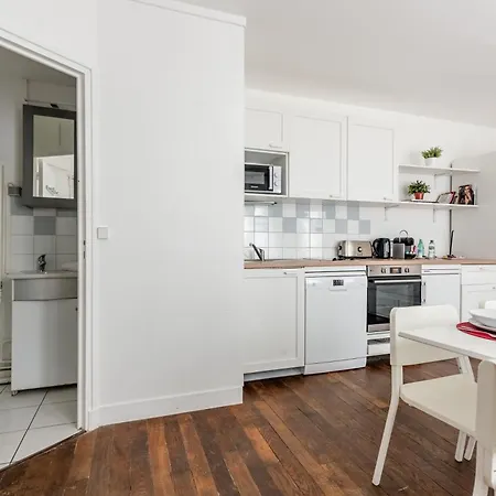 Loft Magenta Blue Париж