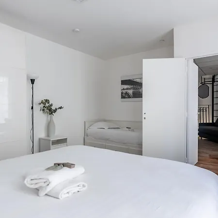 Loft Magenta Blue Appartement
